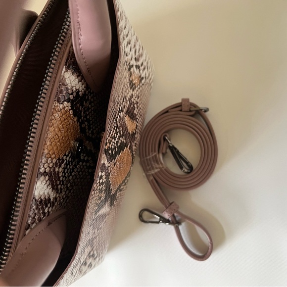 A New Day Bag Medium Size - Picture 5 of 5